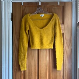Superdown Cropped Fuzzy Sweater